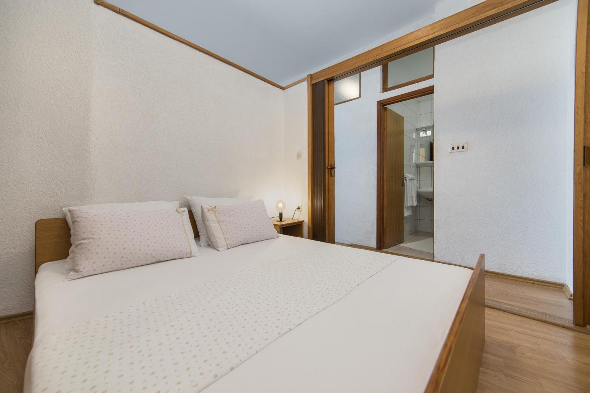 Apartmani Aida Živogošće Habitación foto